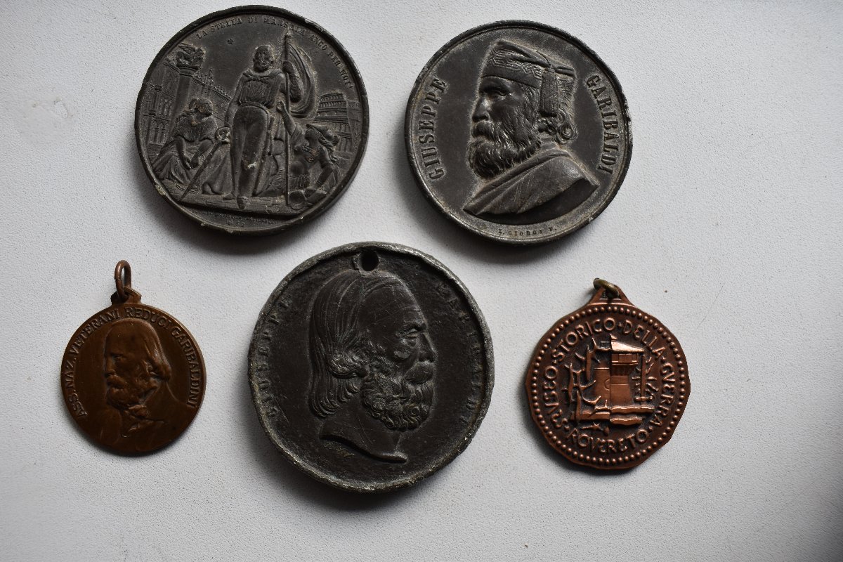 Italian-Garibaldi-Medale-And-Medalion